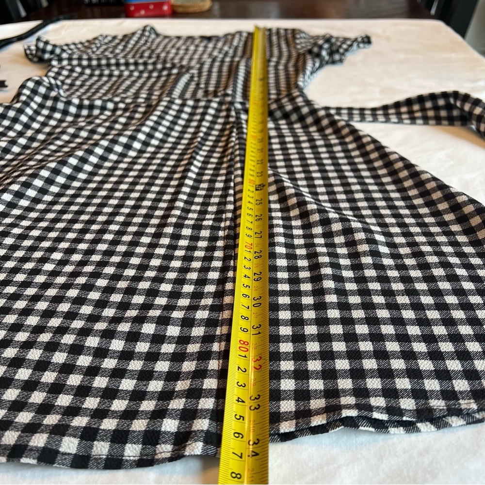 H&M Divided black and white plaid check wrap style dress - Picture 10 of 13